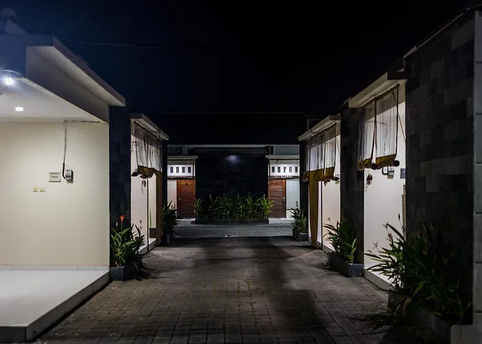 ゲストハウス Light House Bali デンパサール